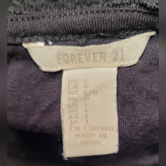 Forever 21 size large black lace dress - Picture 9 of 9